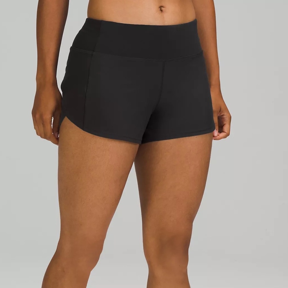 Lululemon Speed Up Shorts - 4"